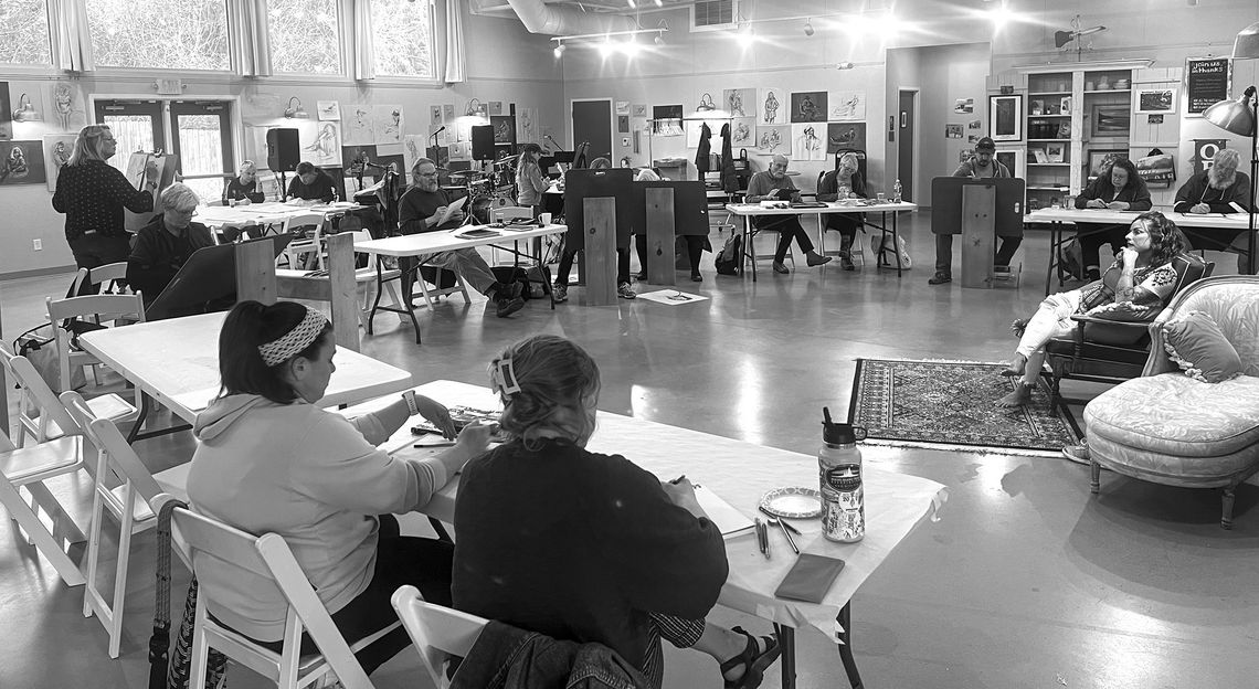 The NAA hosts various art programs, including a Monday night Figure Drawing Studio session at the Village Arts Building. There is no instruction, just a host to guide the proceedings. Artists are invited to attend as often as they like. Photos courtesy of Linda Gits
