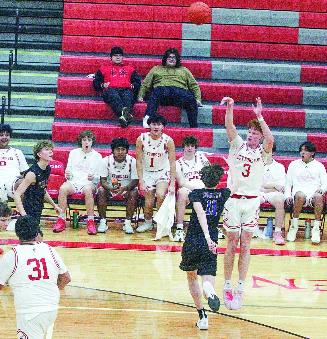 Norsemen beat Comets