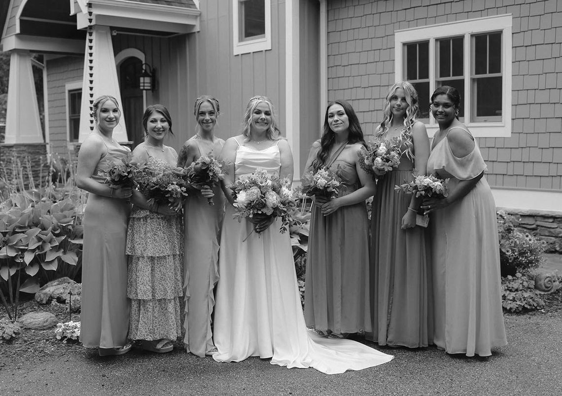 Peonies are great for the wedding day Peonies are great for the wedding day