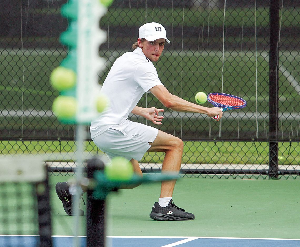 Prep Scoreboard: Lakers battle Ludington, Glads Prep Scoreboard: Lakers battle Ludington, Glads