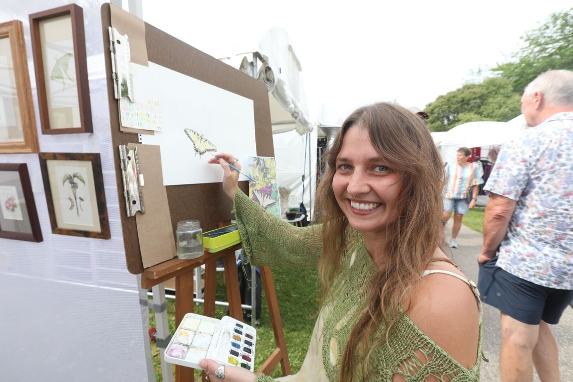 SB Art Fair Buzzing through Sunday SB Art Fair Buzzing through Sunday