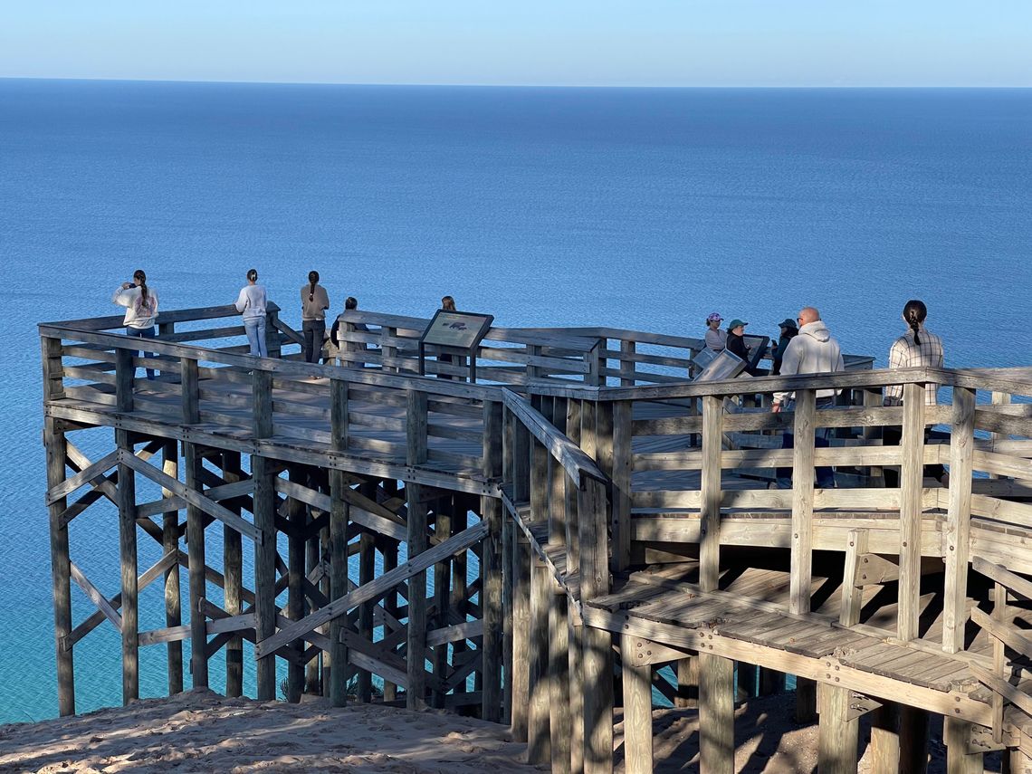 Sleeping Bear Dunes' Lake Michigan Overlook platform removed