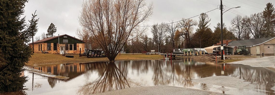 Strong winds, wintry mix expected for Leelanau