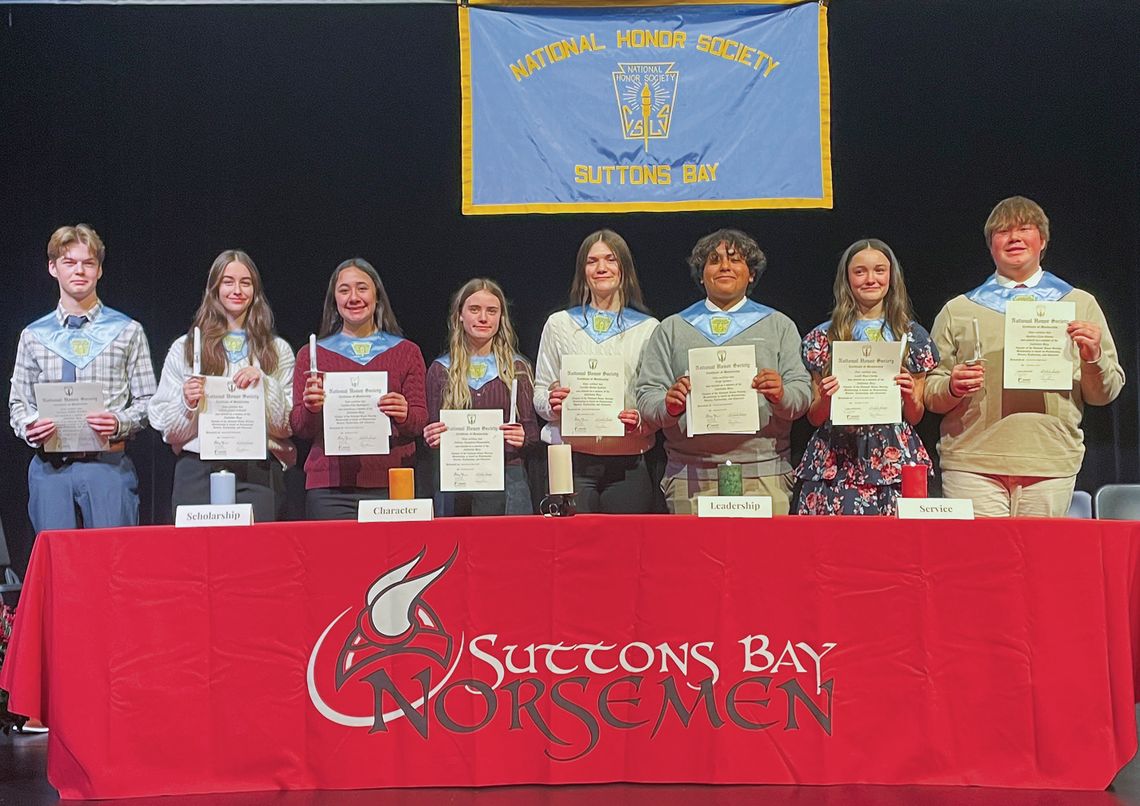 Suttons Bay Honor Society inductees Suttons Bay Honor Society inductees
