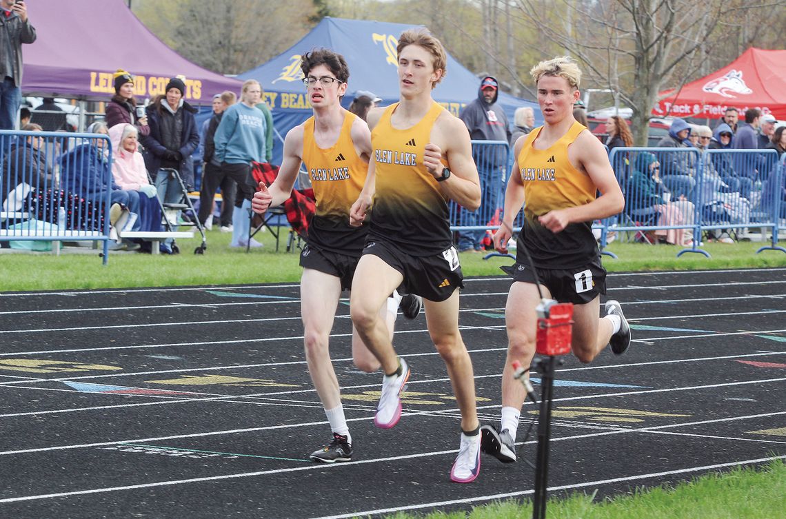 Track teams prepare for regionals