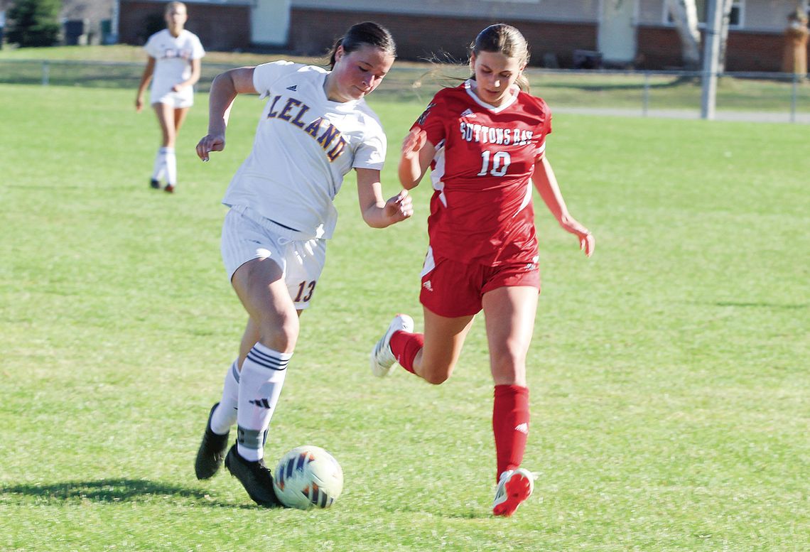 U’Ren, Wetherbee score hat-tricks for Suttons Bay