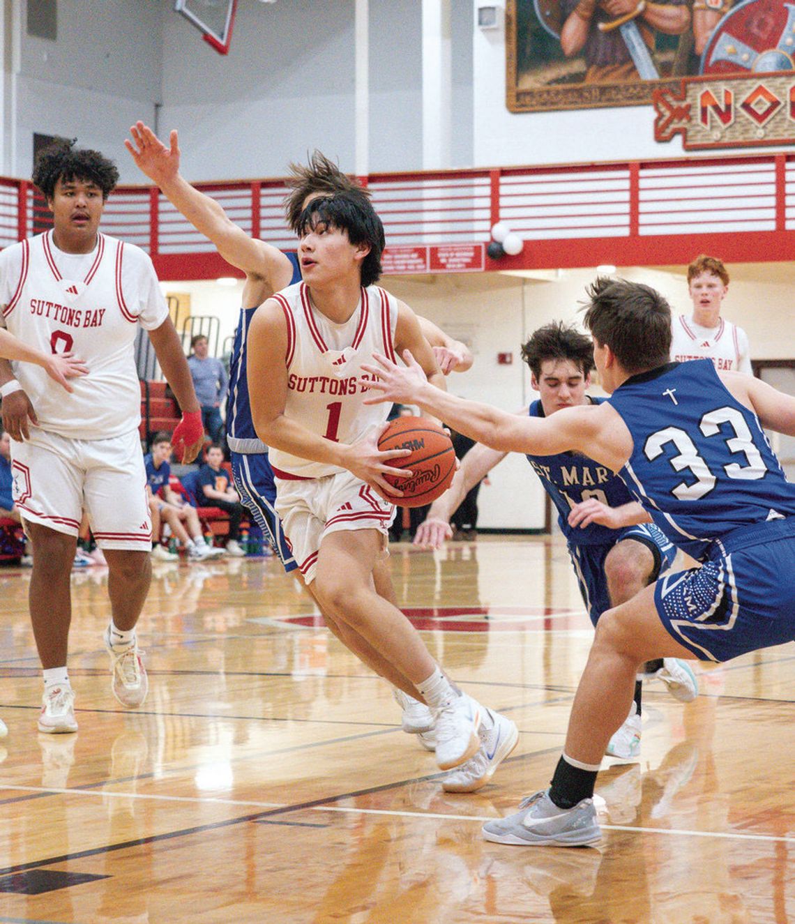 Vang breaks MHSAA single game steal record