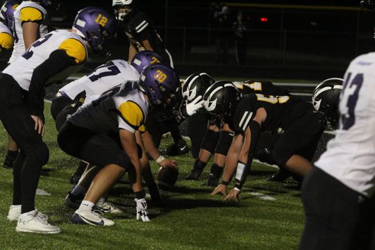 Lakers defeat Panthers, 42-7