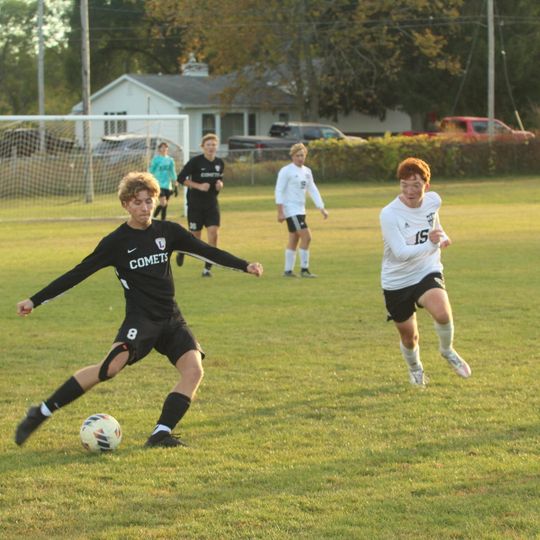 Leland captures district championship, 4-1