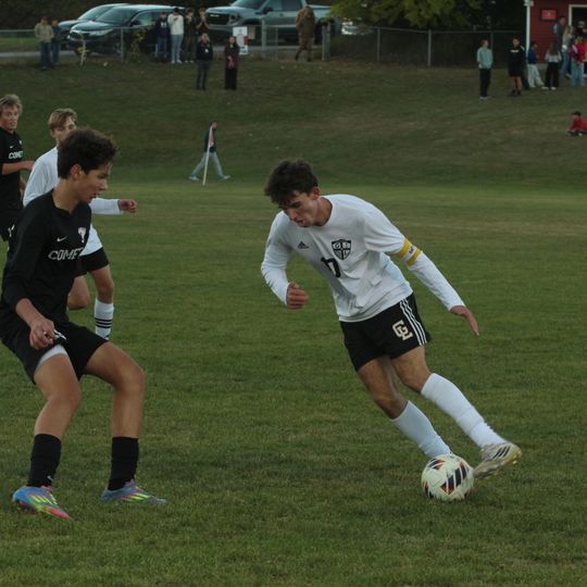 Leland captures district championship, 4-1