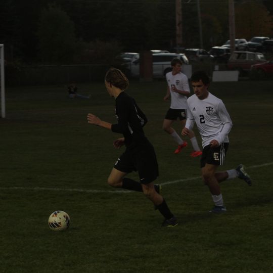 Leland captures district championship, 4-1